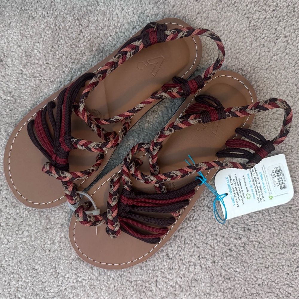 🆕 Vines Islandwear Sandals SZ 6 - Picture 3 of 7